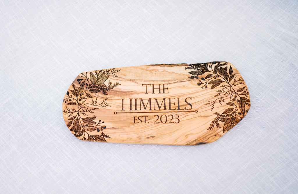 Center Name - Elegant Botanicals