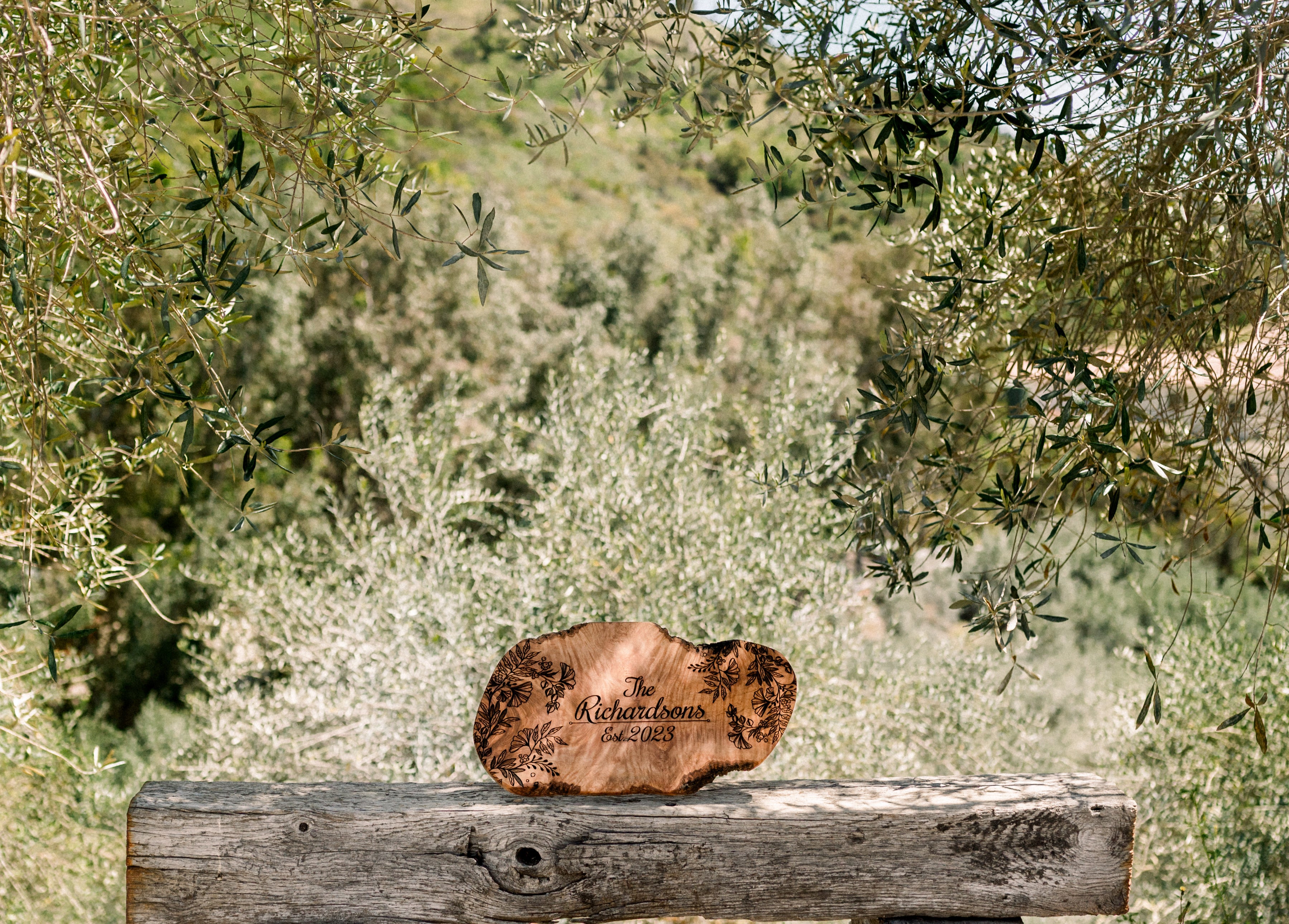Center Name - Ginkgo Filigree