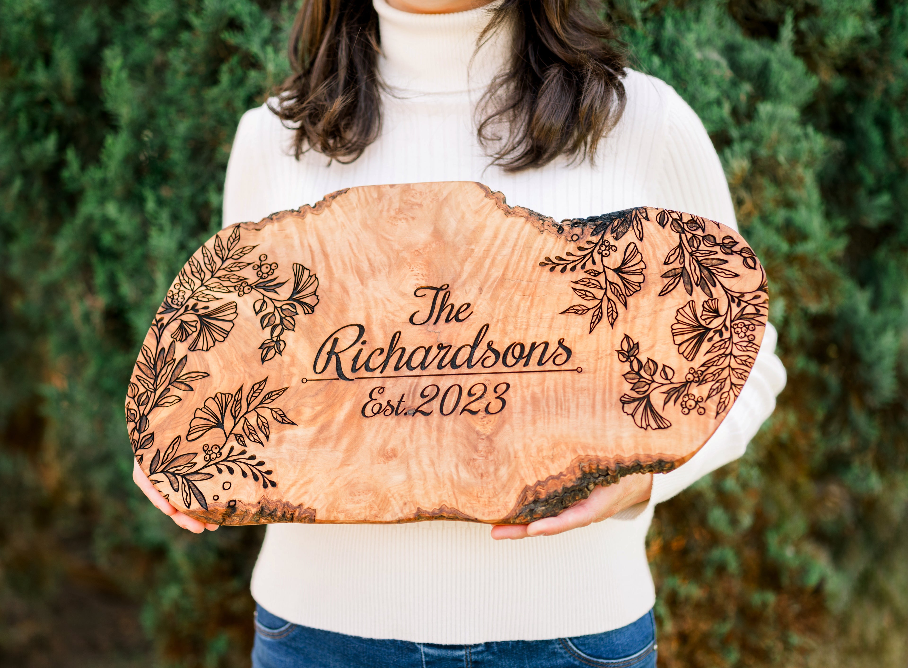 Center Name - Ginkgo Filigree