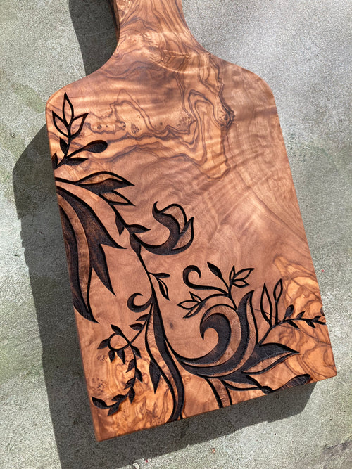 Engraved Olive Wood Paddle Board – Italian Renaissance Design, Charcuterie & Serving Board