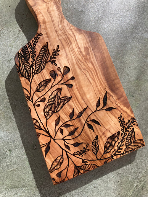 Engraved Olive Wood Paddle Board – Elegant Botanicals Design, Charcuterie & Serving Board