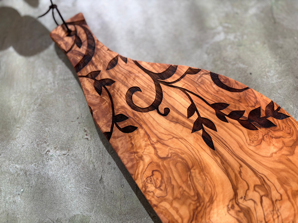 Rustic Olive Wood Serving & Charcuterie Board - Minimalist Leaf Design